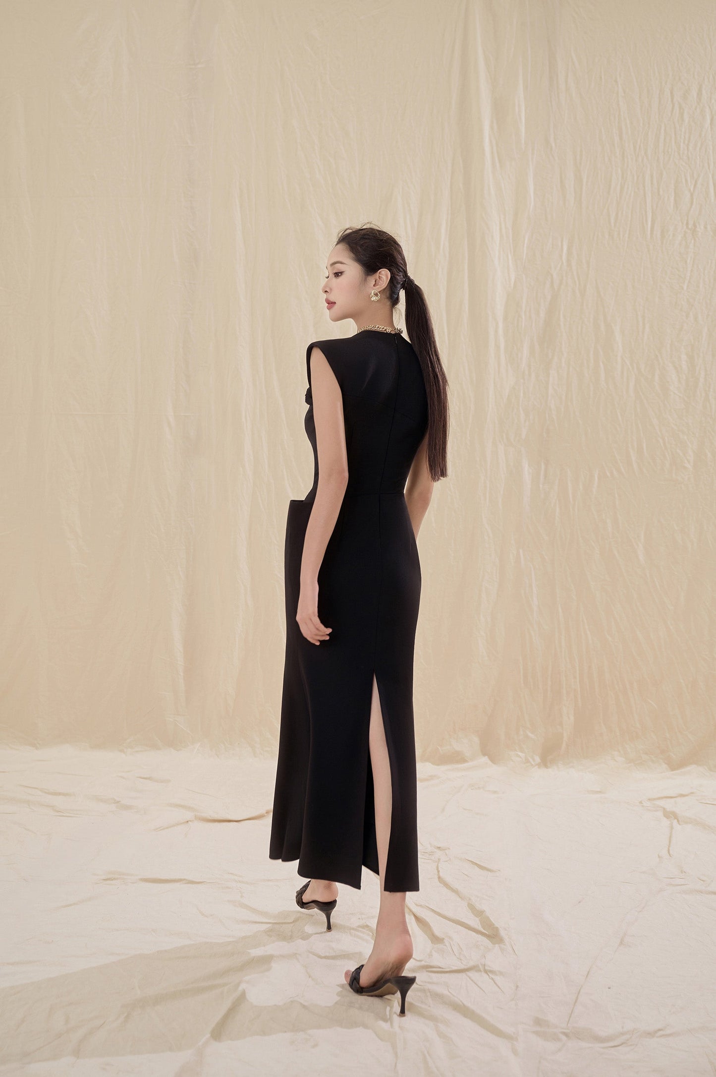 Paola Black Twisted Dress image 5
