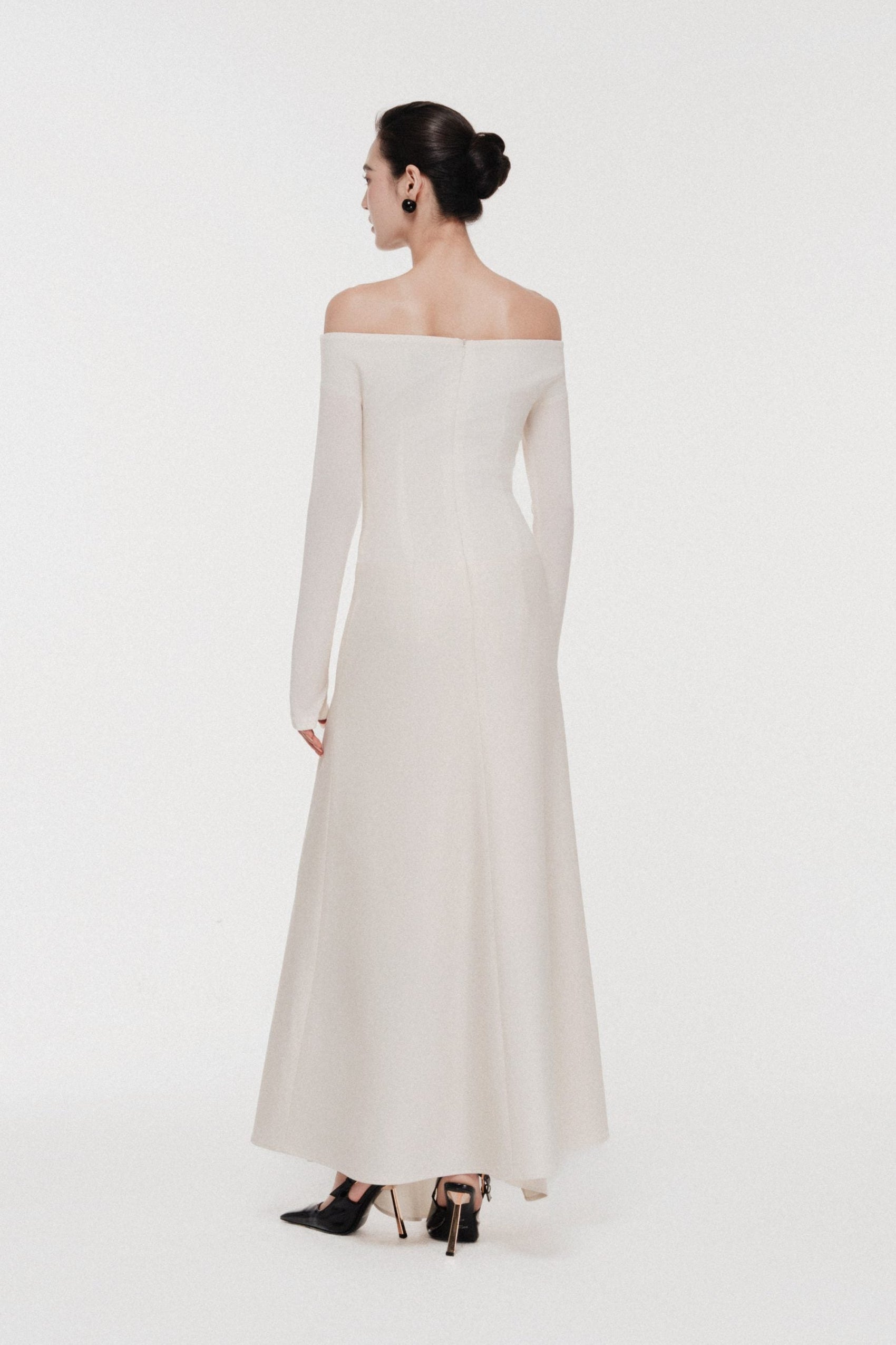 Asymmetric Off-Shoulder A-Line Midi in Cream image 2