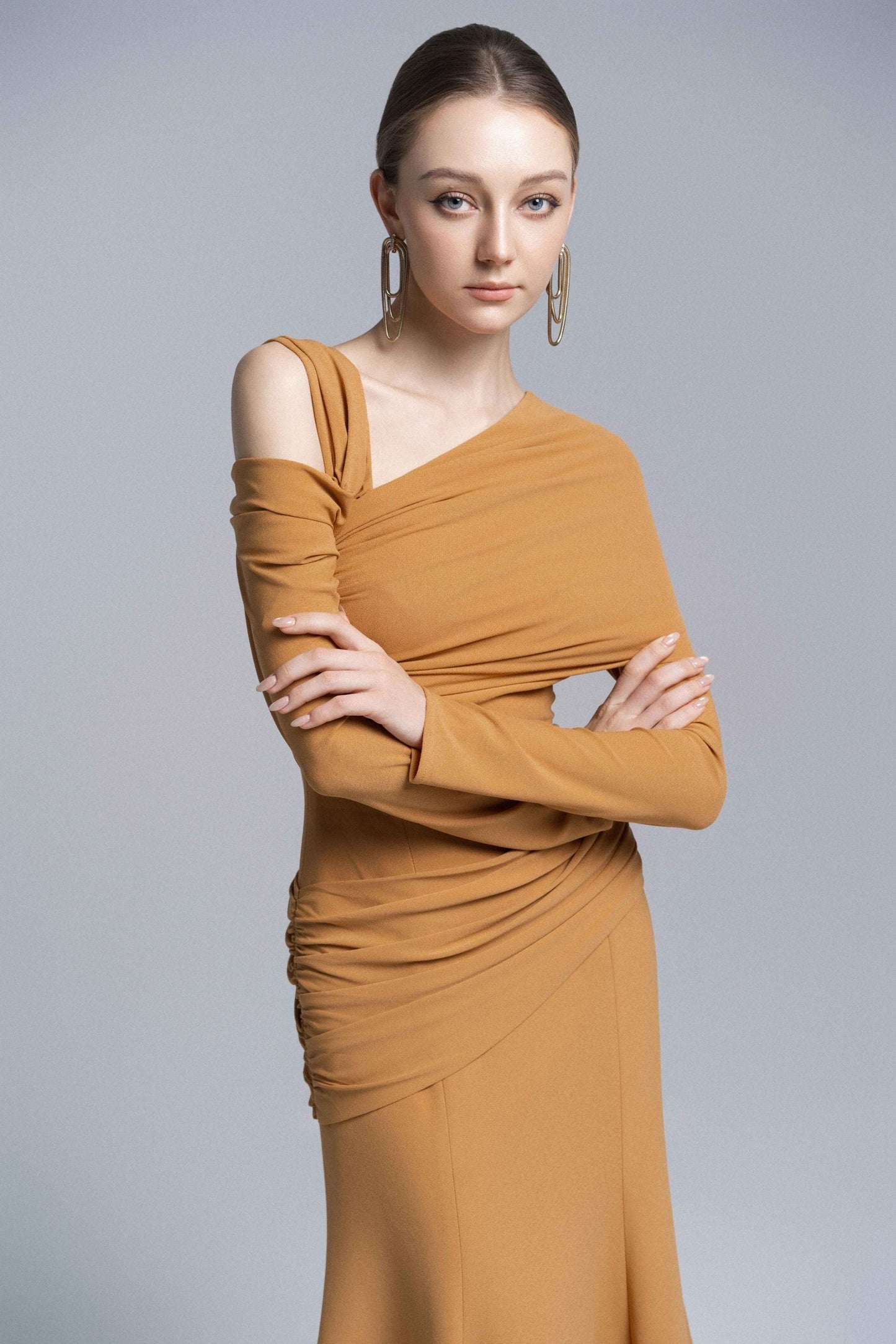 Marigold Twisted Shoulder Midi Dress image 2