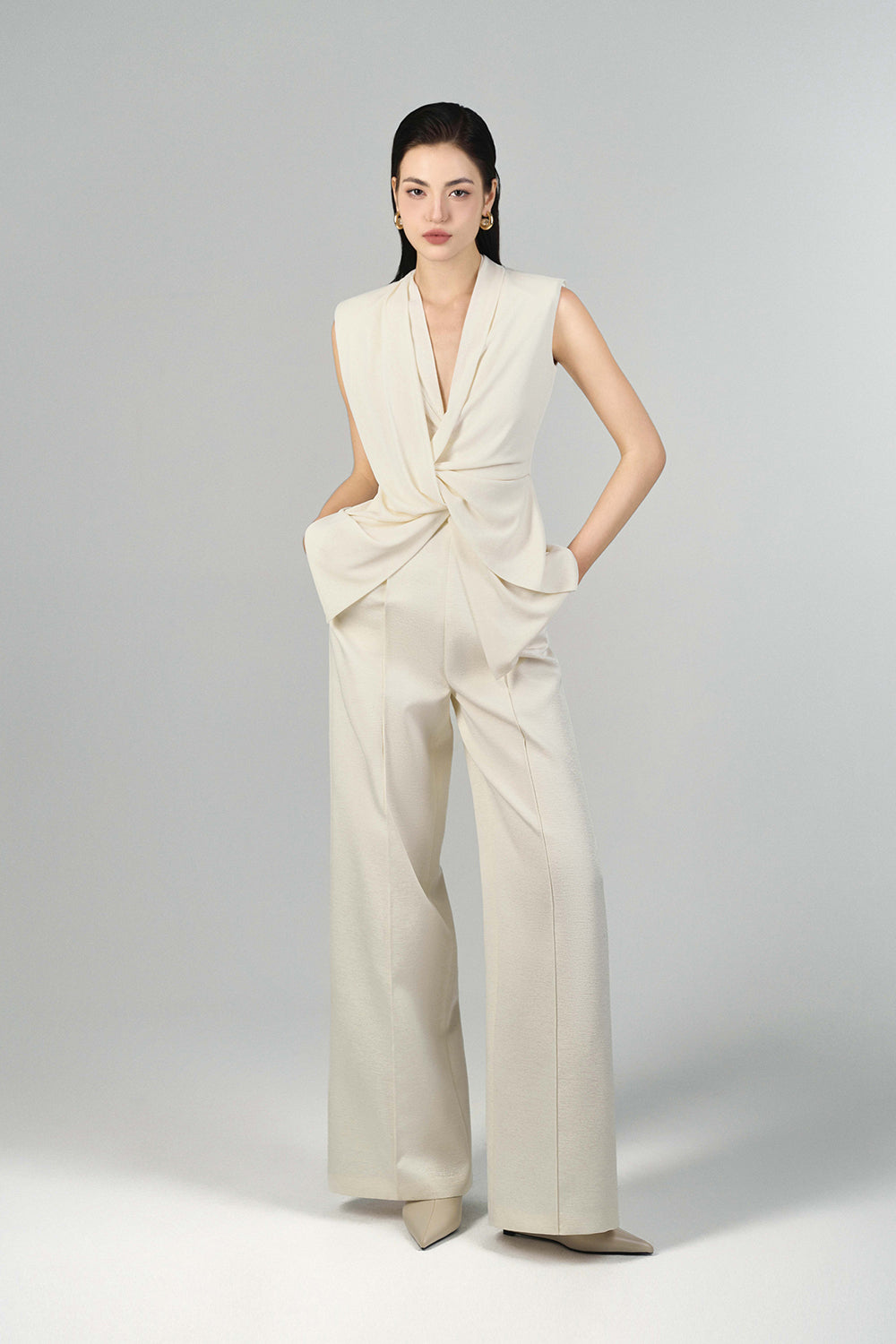 Harper Sleeveless Peplum Set
