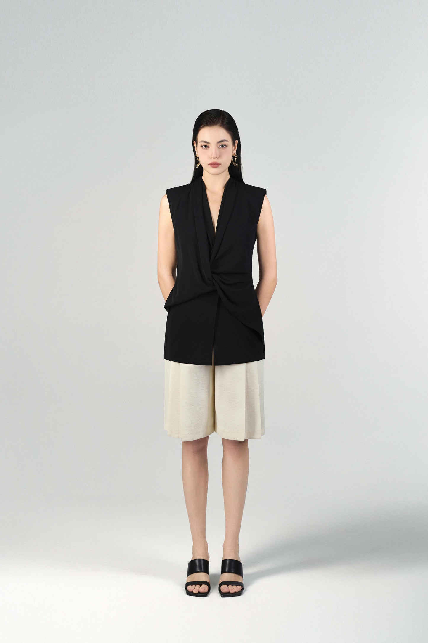 Scarlett Sleeveless Peplum Set