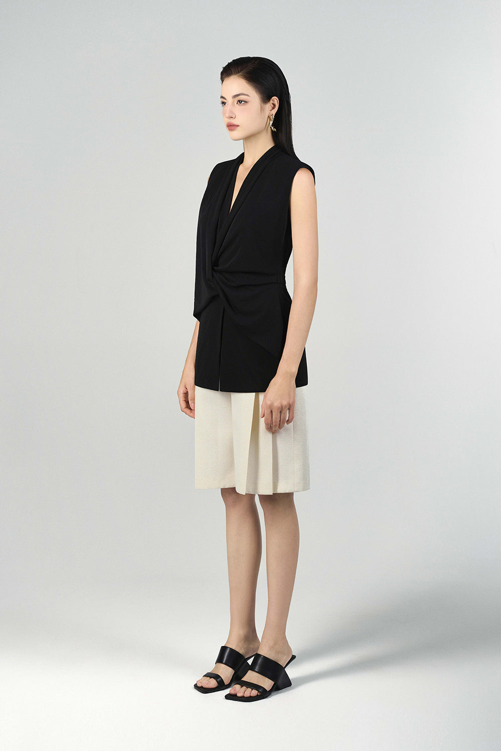 Scarlett Sleeveless Peplum Set