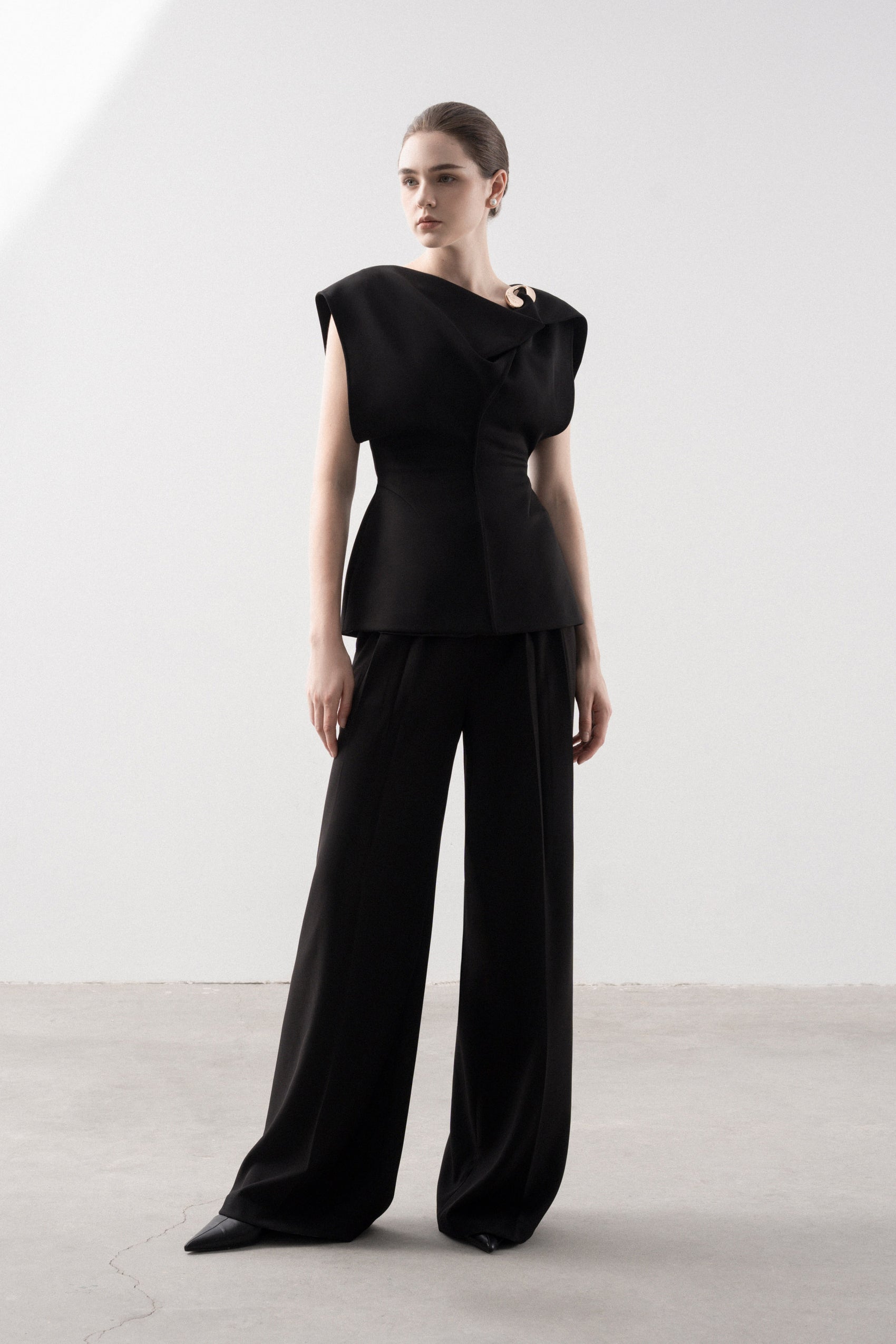 Asymmetrical Cape Sleeves Set