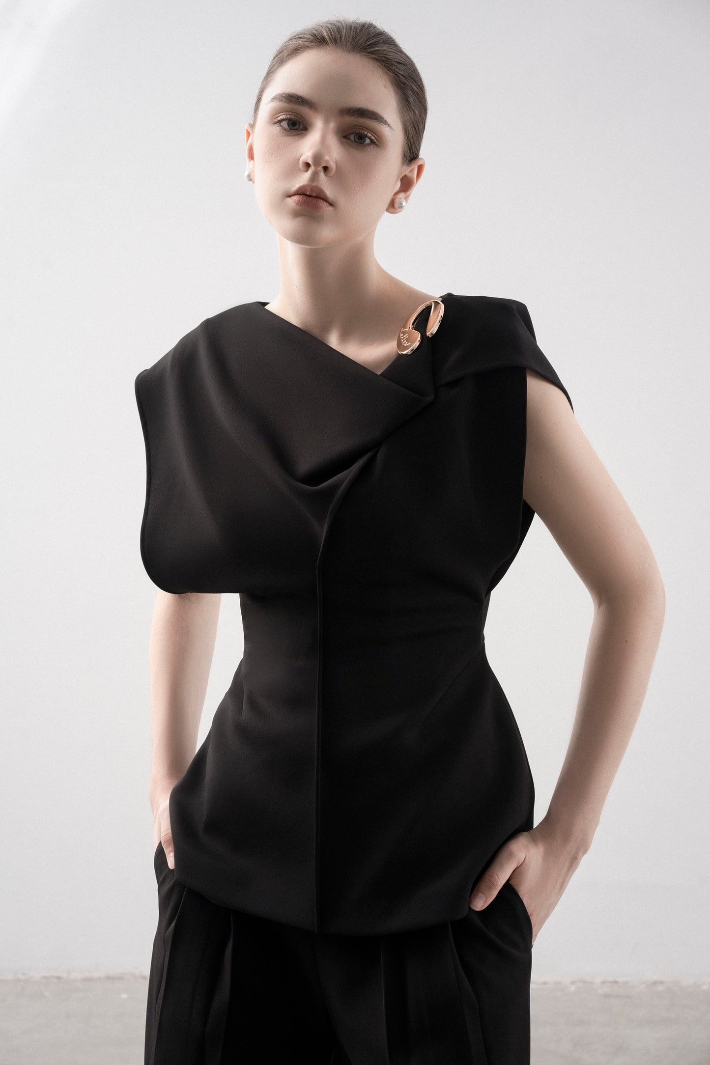 Asymmetrical Cape Sleeves Set