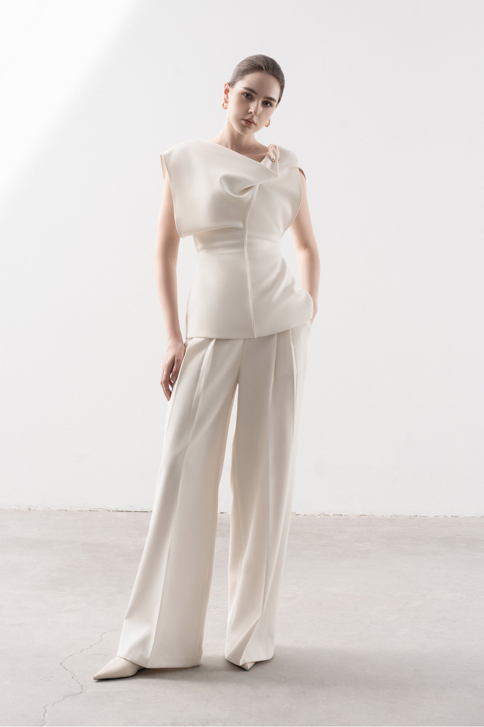 Asymmetrical Cape Sleeves Set