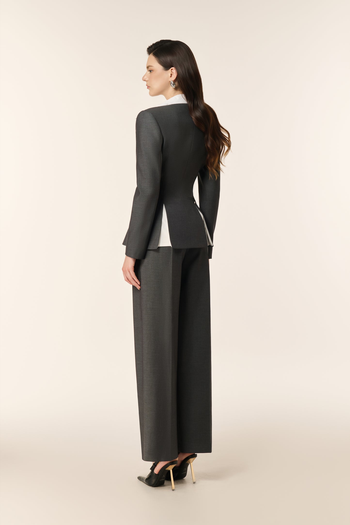 Ease Gilet Vest Set Design