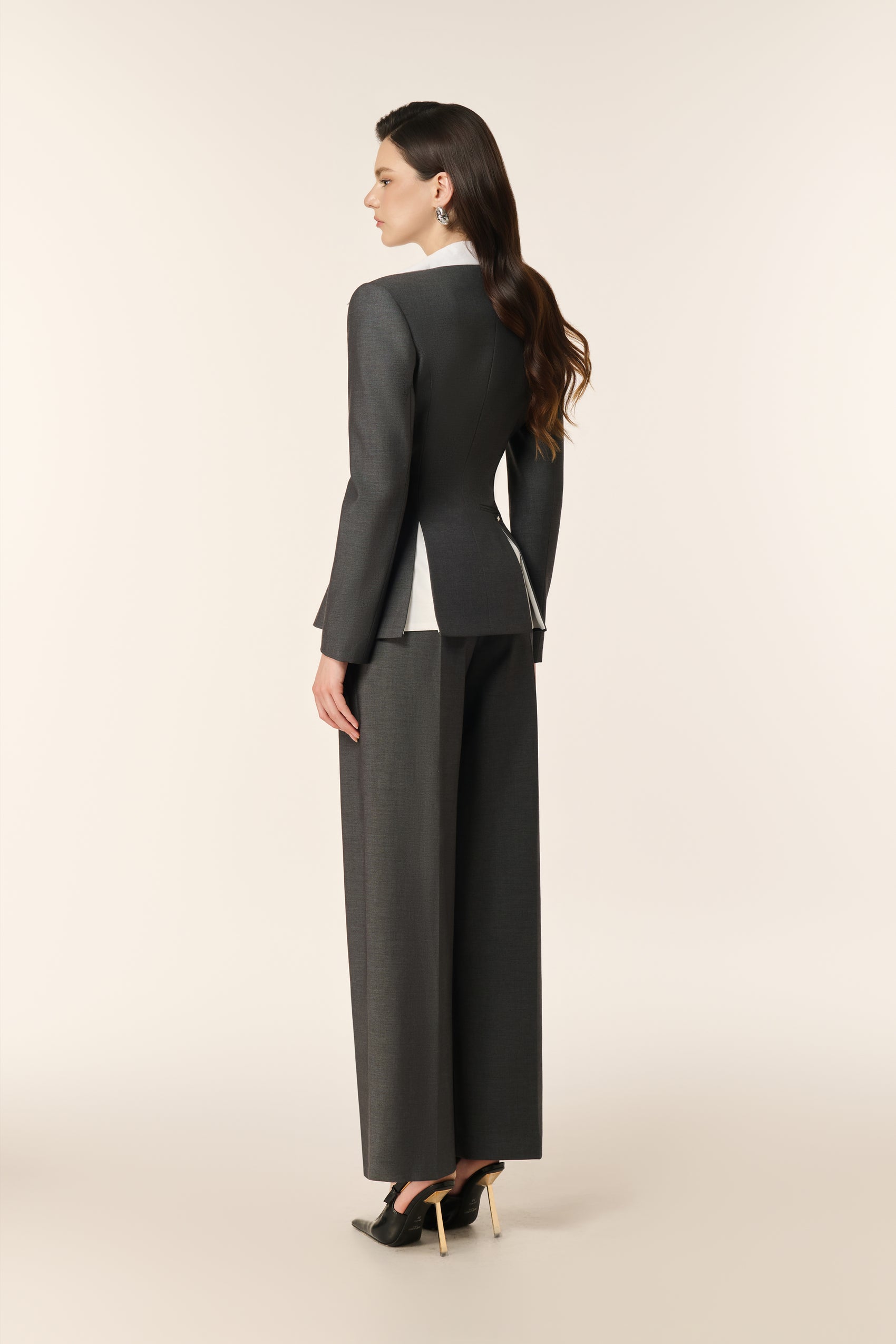 Ease Gilet Vest Set Design