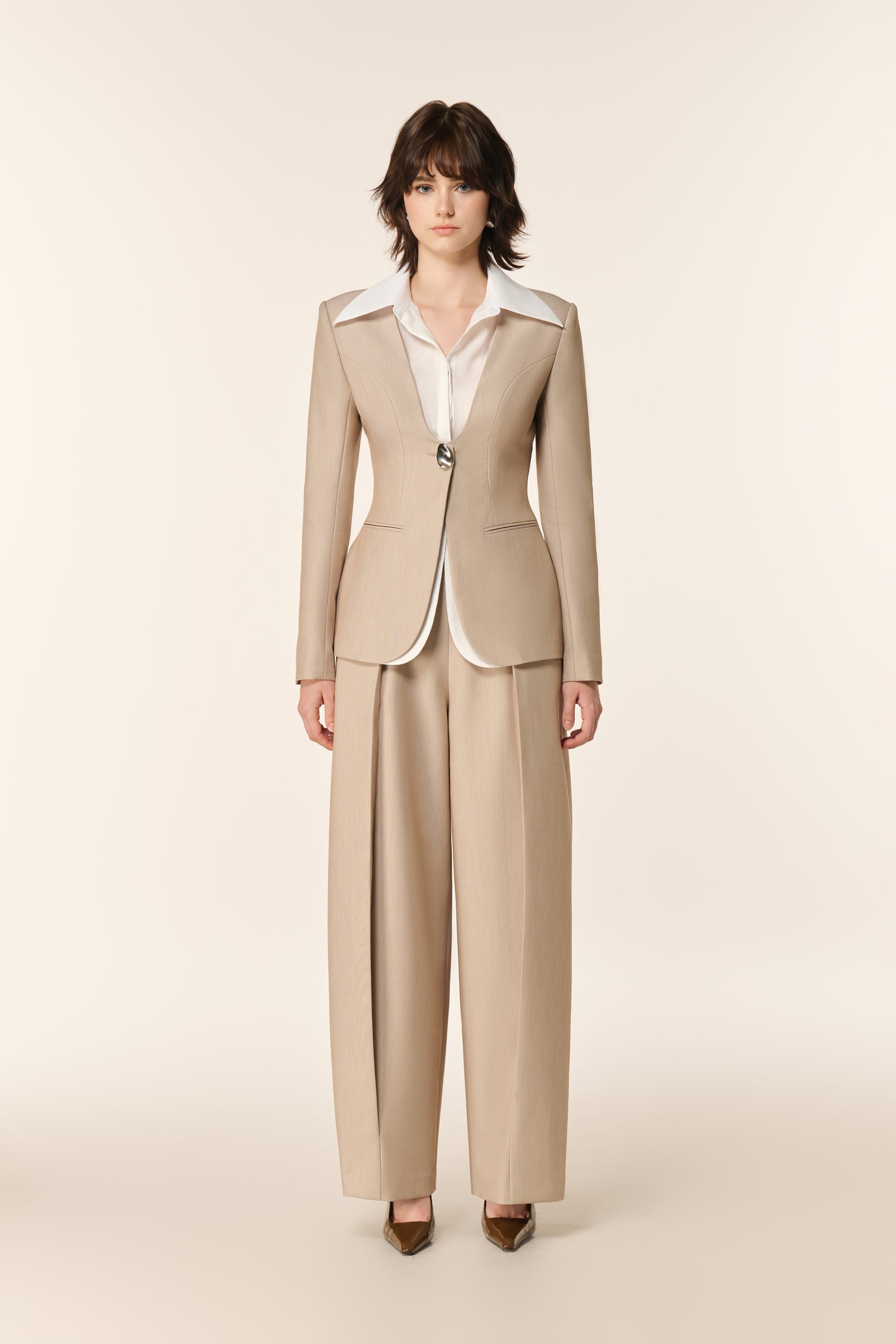 Ease Gilet Vest Set Design
