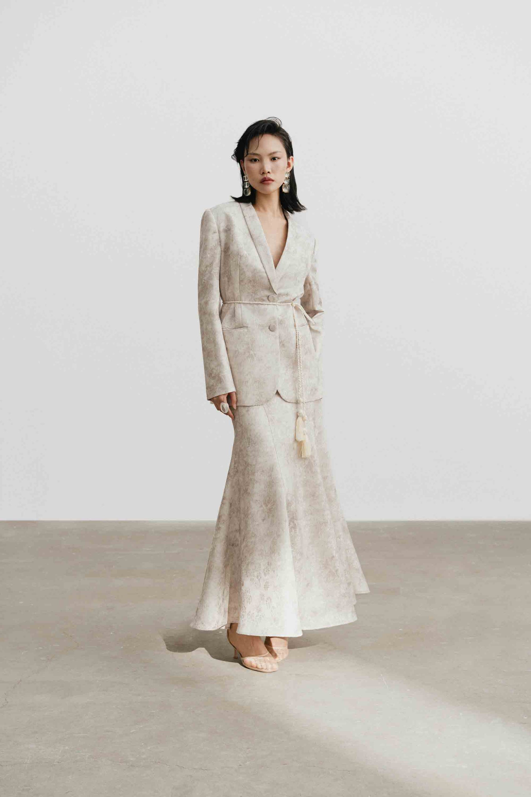Brocade V-Neck Set (with Skirt)