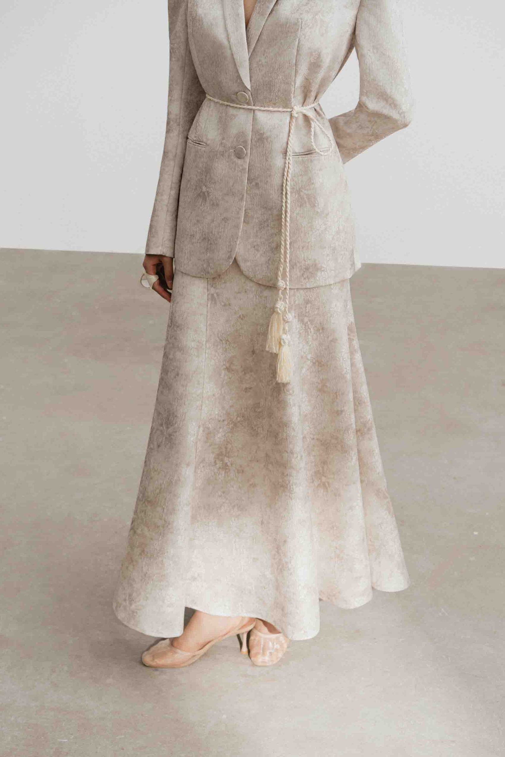 Brocade V-Neck Set (with Skirt)