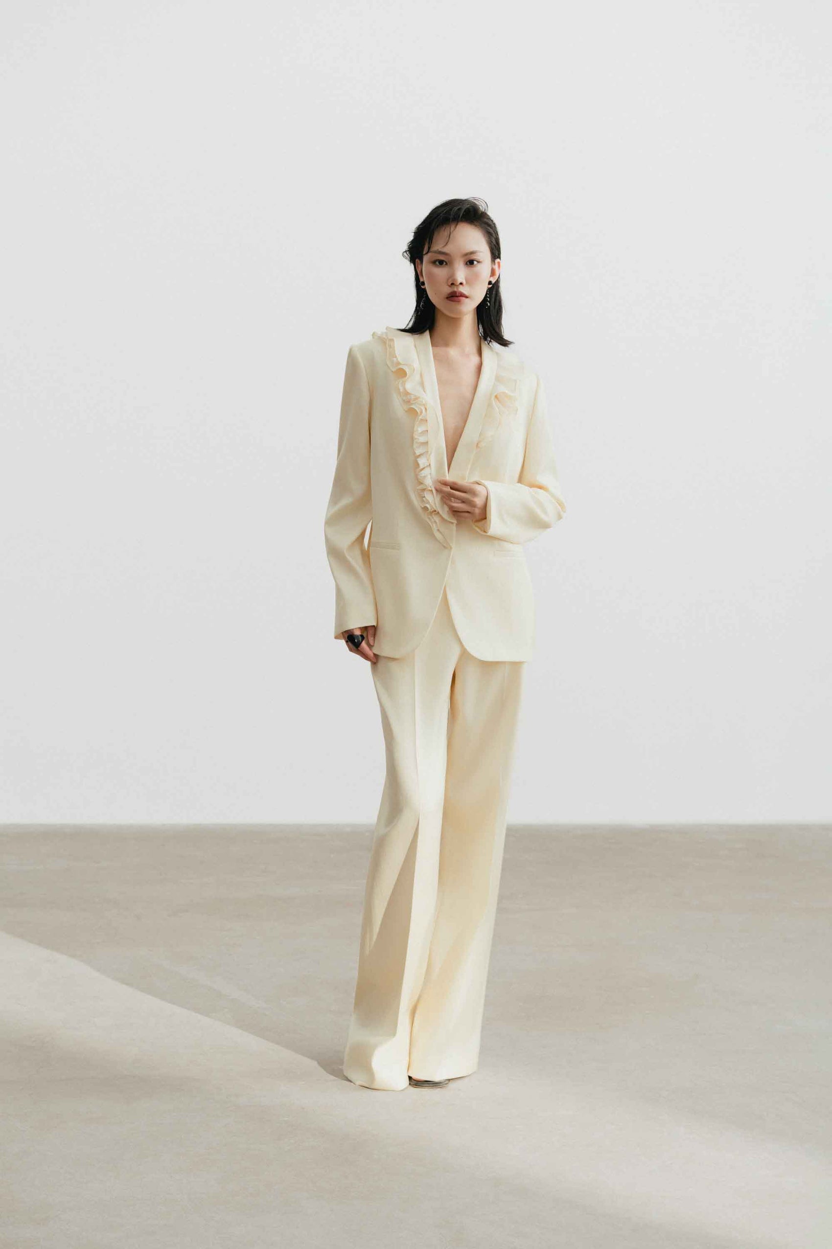 V-Neck Ruffle Set