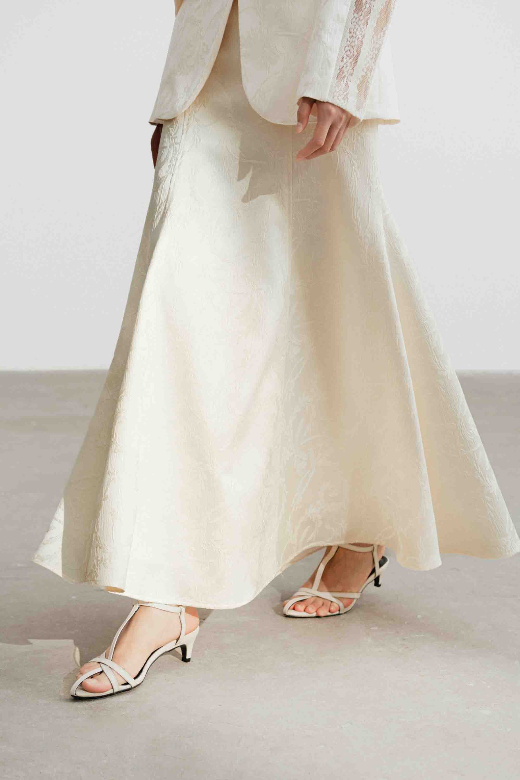 Jacquard Lace Trim Set (with Skirt)