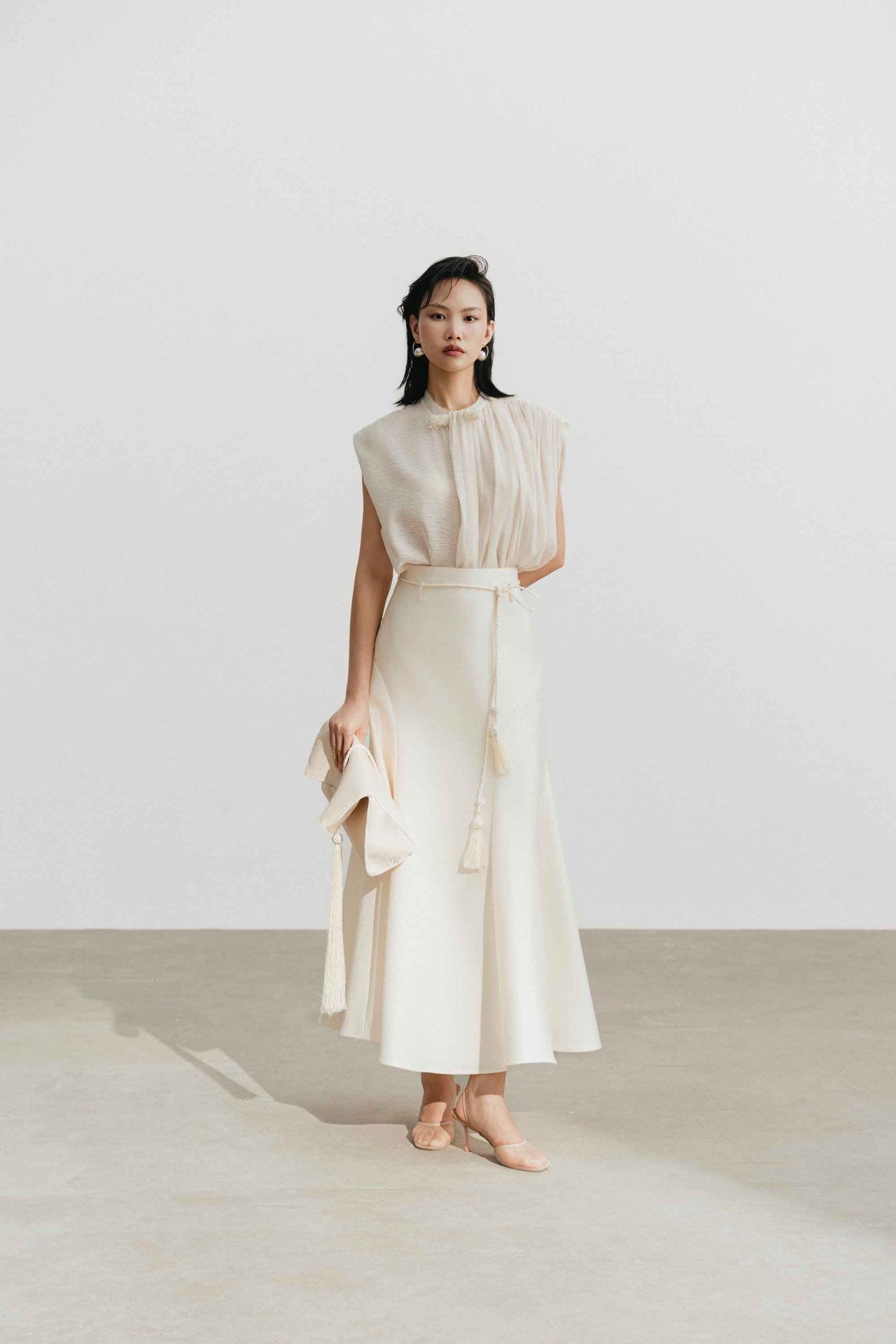 Draped Sleeveless Set Design
