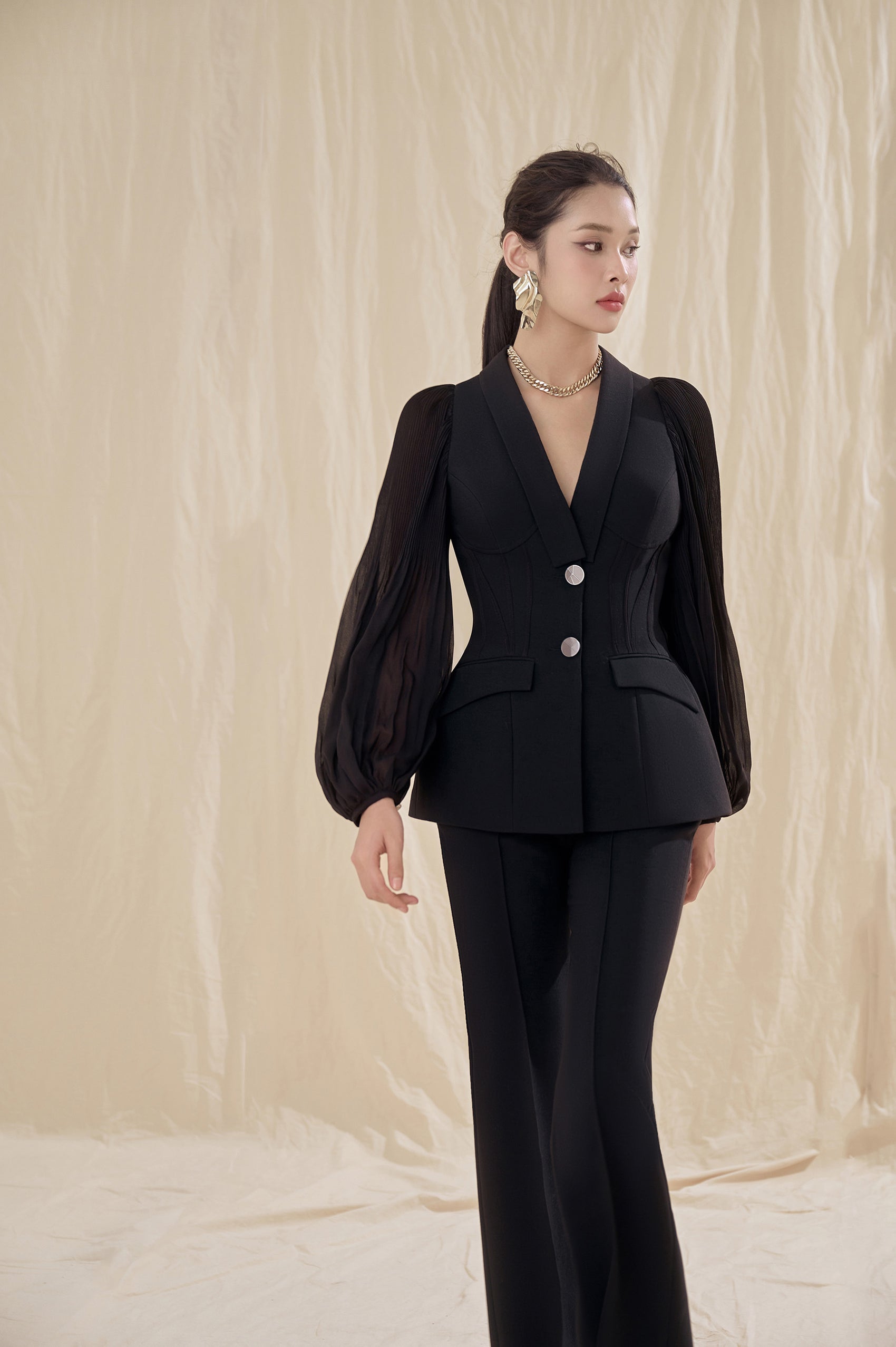 Sana Black Puffy Sleeves Set Design