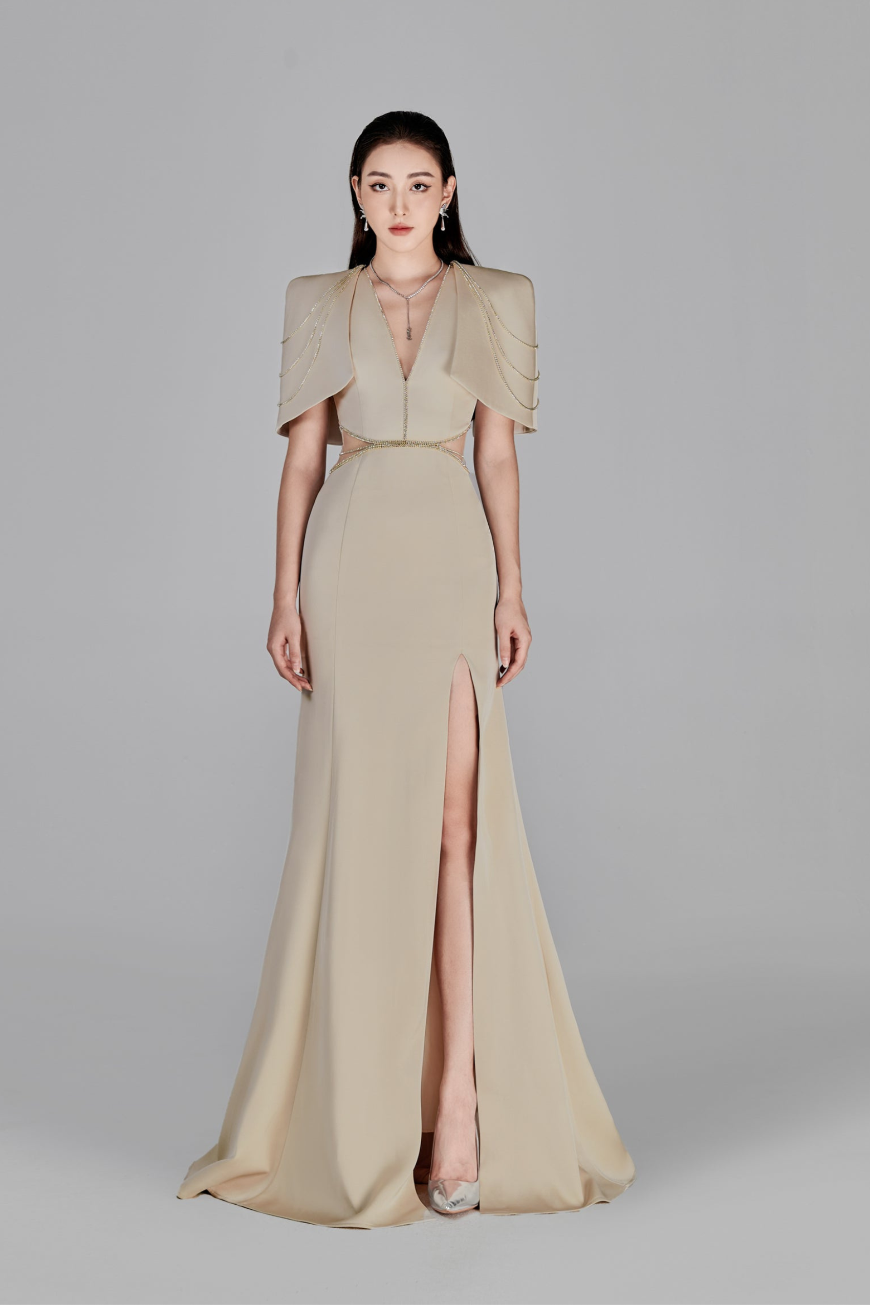 Calista Deep V-neck Fishtail Gown