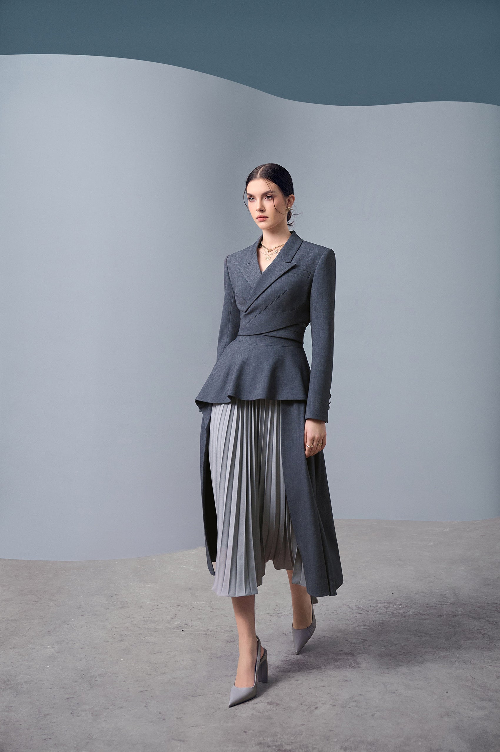 Cloud Gray Crisscrossed Set Design