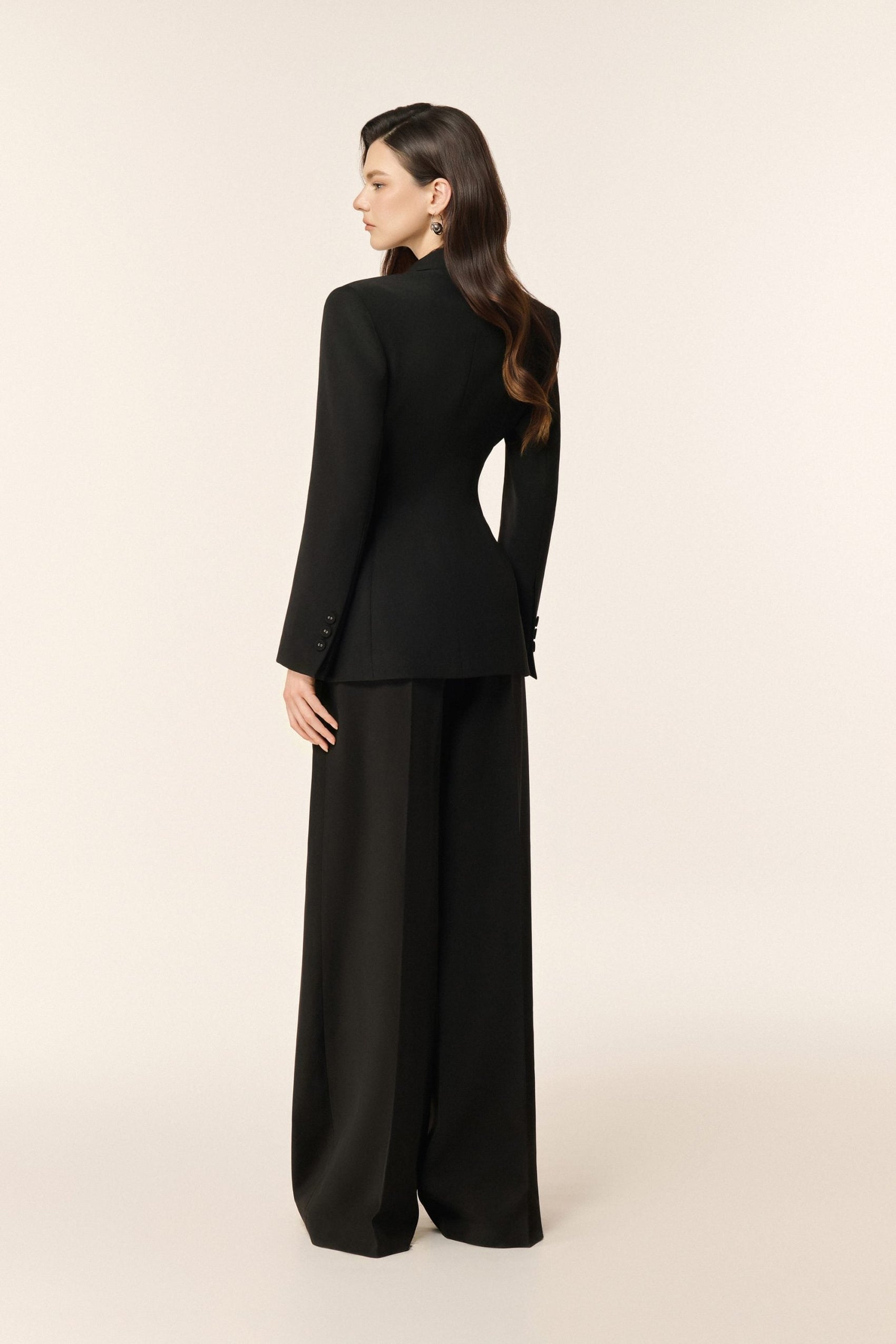 Classic Blazer in Black image 2