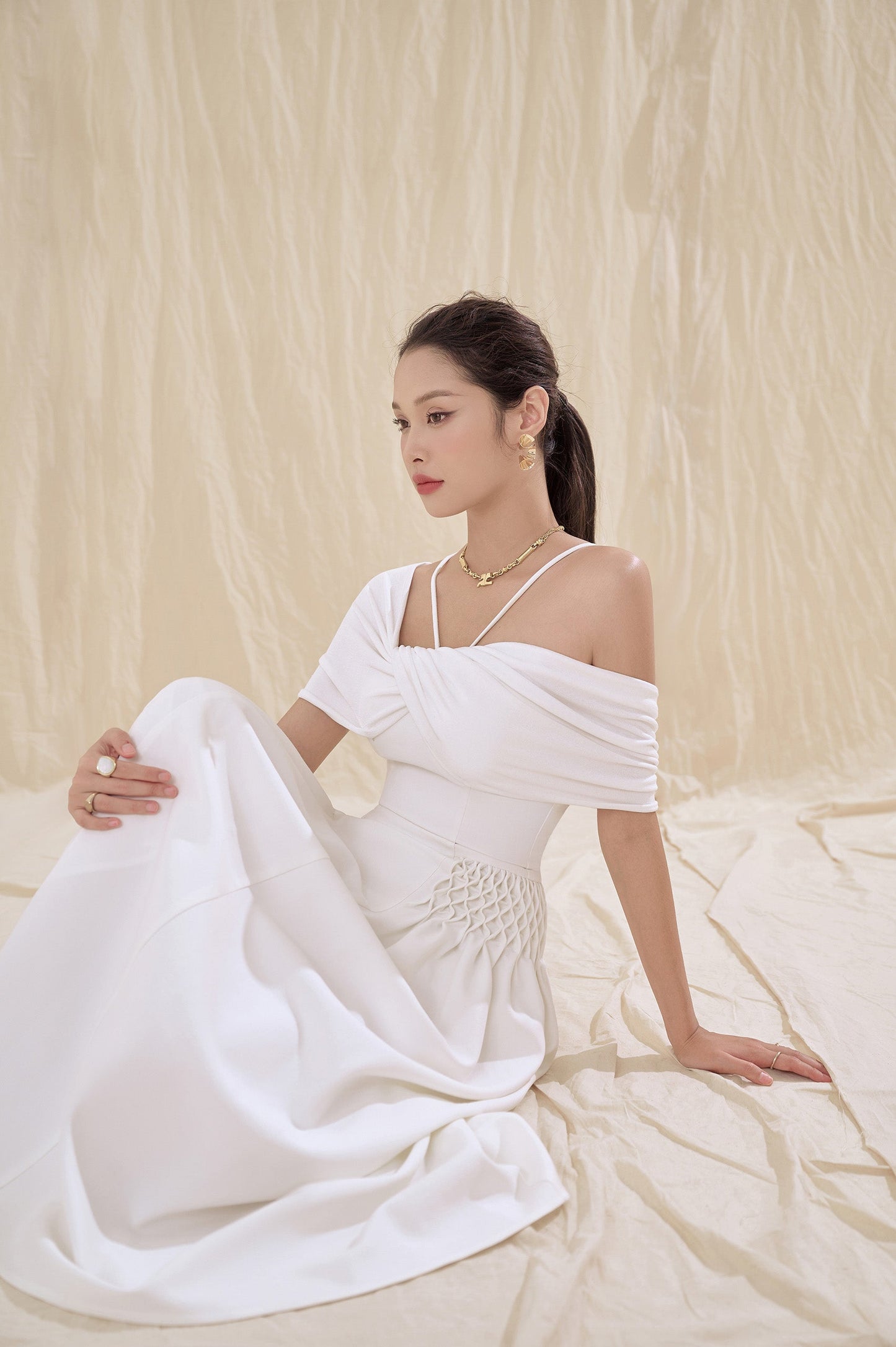 Alessia Off-shoulder Dress image 3