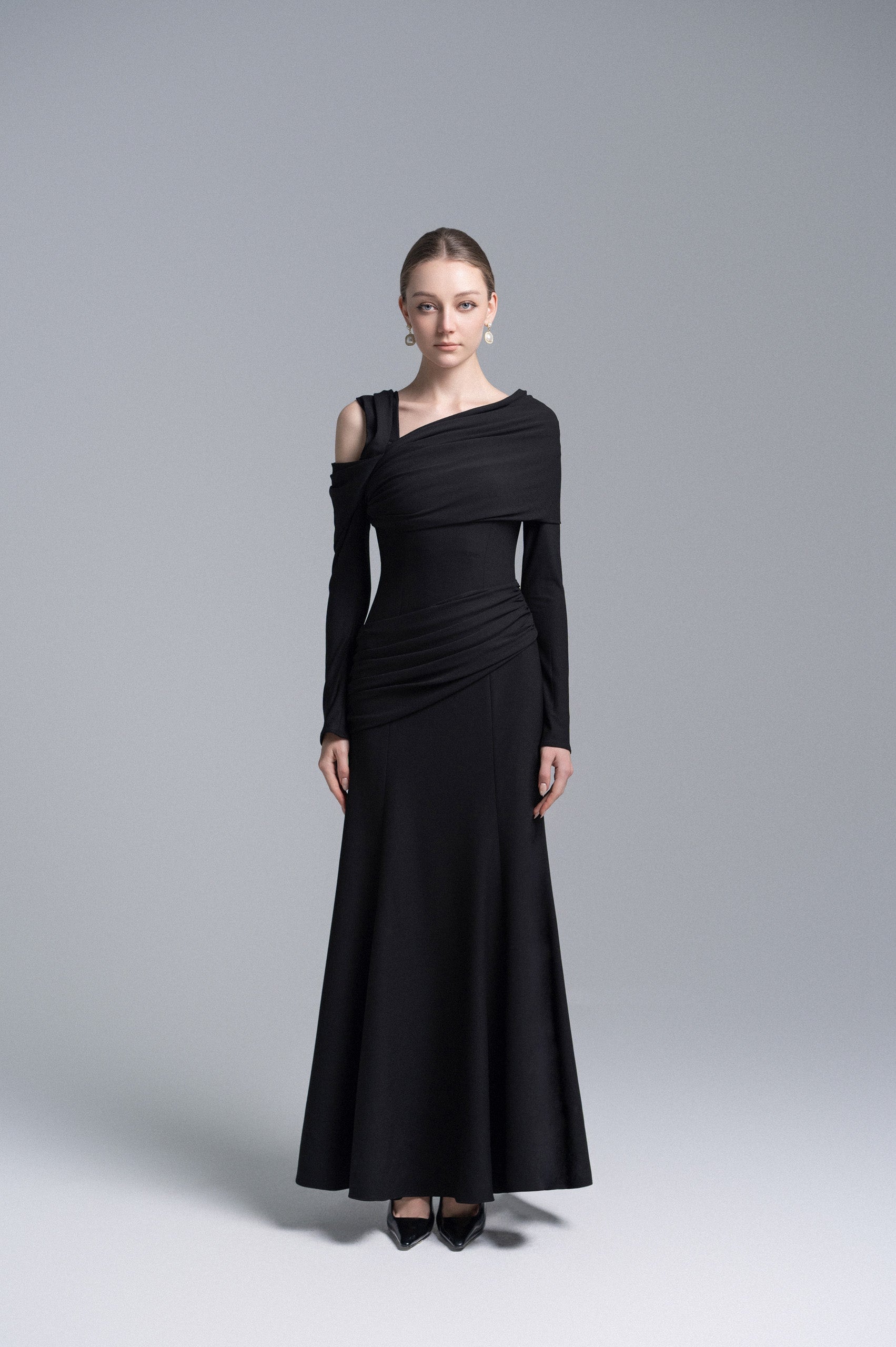Black Twisted Shoulder Midi Dress image 0