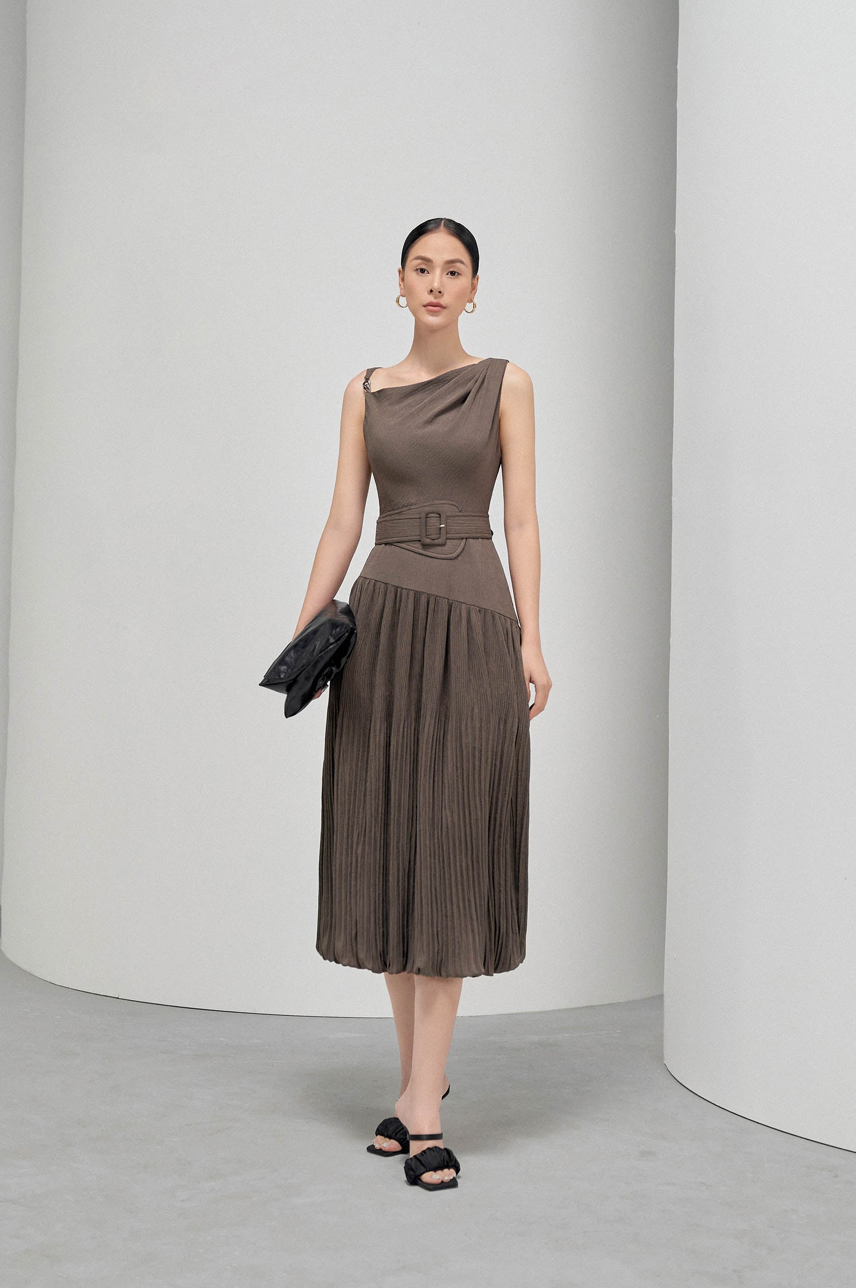 Glittering Dress - M image
